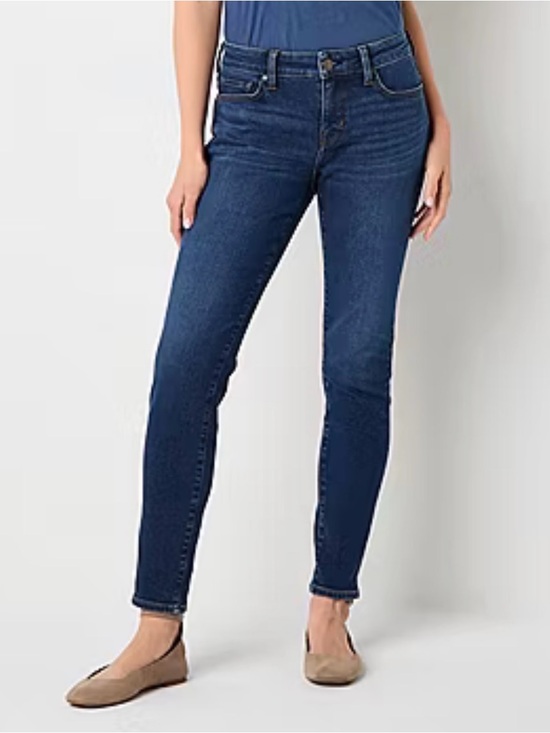 a.n.a Denim - A.N.A. Size 10 Skinny Dark Wash 5 Pocket Jeans in EUC